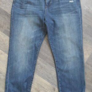 NWOT KUT From The Kloth Catherine Boyfriend Blue Denim High-Rise Jeans Sz 12